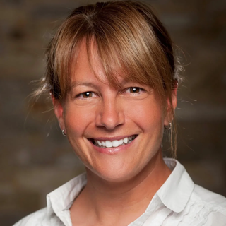 Dr. Tracy Vaillancourt